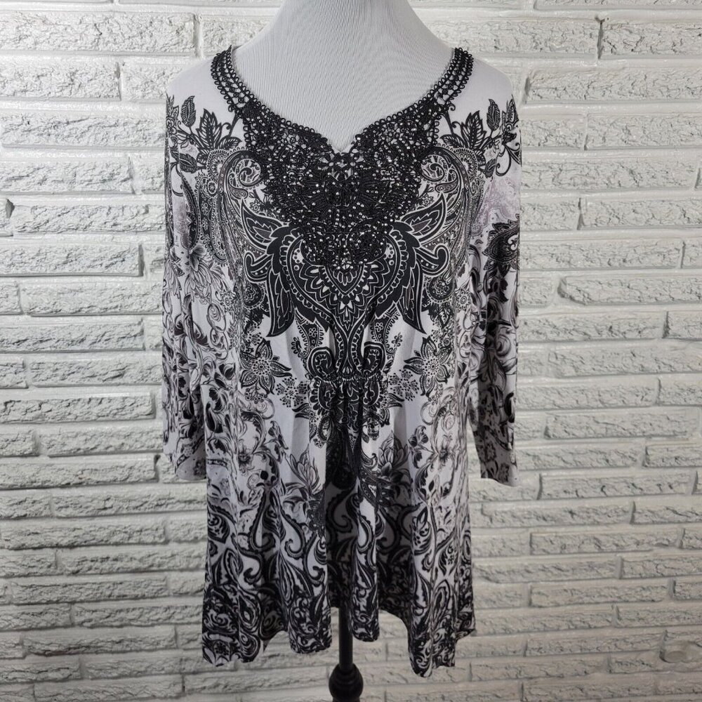 Simply Emma Womens Top 1X Plus Black Paisley Lace Trim Asymmetric PAI4E